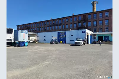 280 Chase River Road #Surface Level Garage, Waterbury, CT 06704 - Photo 1