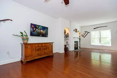 127 Massapeag Road, Montville, CT 06382 - Photo 9