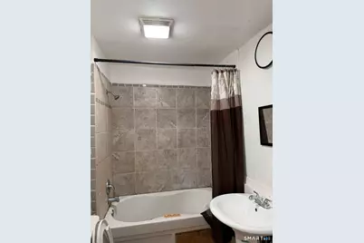 27 Connerton Street, New Britain, CT 06051 - Photo 9