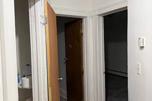 27 Connerton St, New Britain, CT 06051 - Photo 5