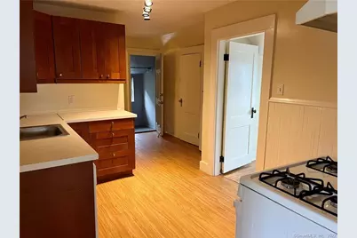 87 Kneen Street #3rd floor, Shelton, CT 06484 - Photo 5