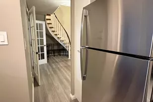 [Address not provided], Hartford, CT 06105 - Photo 9