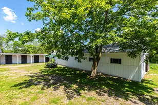 402 Perrin Rd, Woodstock Valley, CT 06281 - Photo 3