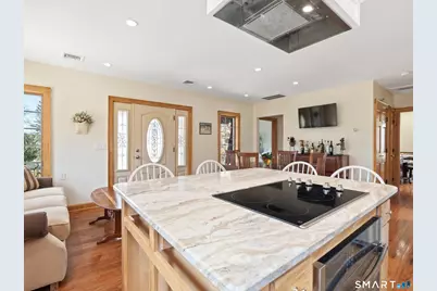 152 Whitehall Avenue, Stonington, CT 06355 - Photo 9