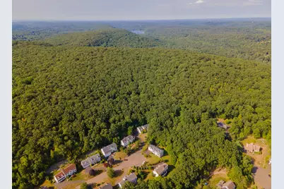 52 Quarry Lane, Hamden, CT 06518 - Photo 29