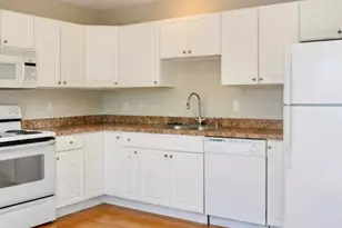 108 Mohican Ave, Waterbury, CT 06708 - Photo 3