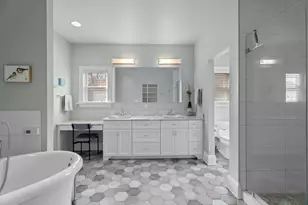 4 E Neck Rd, Stonington, CT 06378 - Photo 17