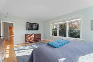 4 E Neck Rd, Stonington, CT 06378 - Photo 15