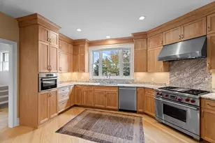 4 E Neck Rd, Stonington, CT 06378 - Photo 5