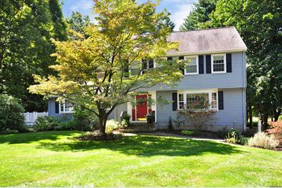 34 Banks Road, Simsbury, CT 06070 - Photo 1