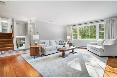 208 Thornridge Drive, Stamford, CT 06903 - Photo 5