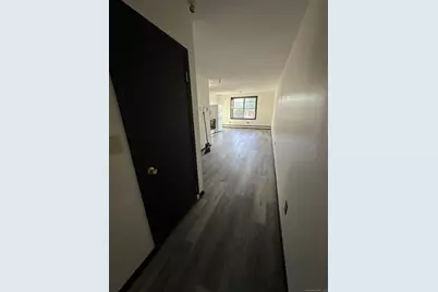 1660 East Main Street #4L, Waterbury, CT 06705 - Photo 3