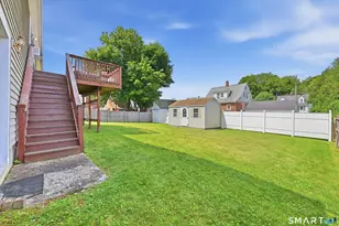 3 Charles St, Enfield, CT 06082 - Photo 33