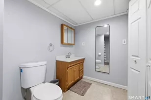 3 Charles St, Enfield, CT 06082 - Photo 31