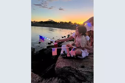 331 Riverside Drive, Fairfield, CT 06824 - Photo 31