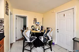 24 Garden St, Meriden, CT 06451 - Photo 9