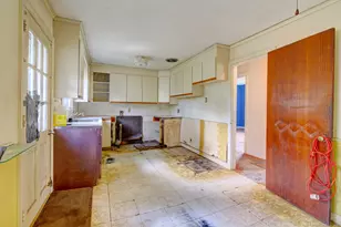 129 Glenview Dr, Newington, CT 06111 - Photo 17