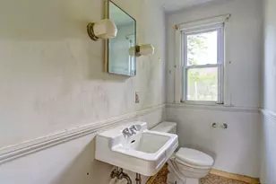 129 Glenview Dr, Newington, CT 06111 - Photo 23