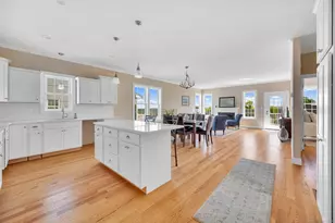 123 Webster Ln, Middletown, CT 06457 - Photo 11