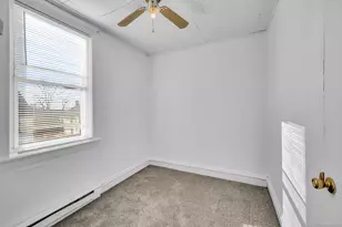 58 Spring St, Enfield, CT 06082 - Photo 9