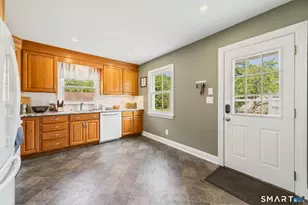 15 Evergreen Dr, Southbury, CT 06488 - Photo 3
