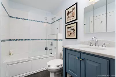 9 Center Road, Greenwich, CT 06870 - Photo 17