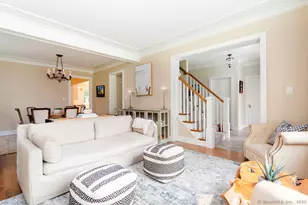 9 Center Rd, Greenwich, CT 06870 - Photo 3