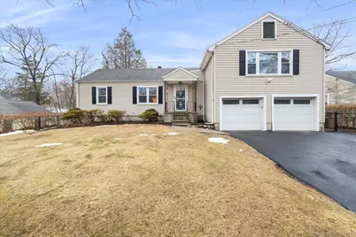 29 Meadowpark Avenue East, Stamford, CT 06905 - Photo 1