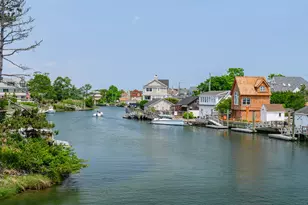 2154 Fairfield Beach Rd, Fairfield, CT 06824 - Photo 37