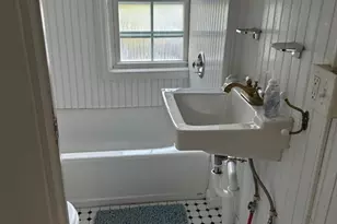 4 McKinley St, Norwalk, CT 06853 - Photo 11