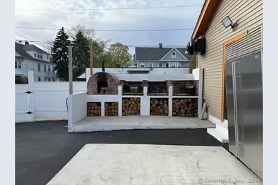 925 Wood Avenue, Bridgeport, CT 06605 - Photo 9