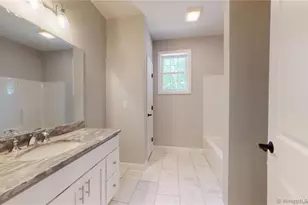 45 Line St, Manchester, CT 06040 - Photo 11