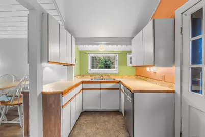 683 Berkshire Road, Southbury, CT 06488 - Photo 5