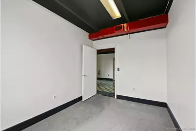 110 Airport Road, Hartford, CT 06114 - Photo 25