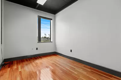 110 Airport Road, Hartford, CT 06114 - Photo 7