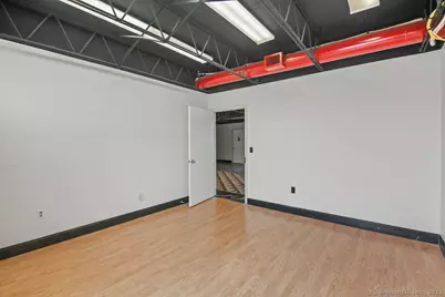 110 Airport Road, Hartford, CT 06114 - Photo 11