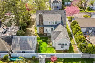 29 Crescent Bluff Ave, Branford, CT 06405 - Photo 33