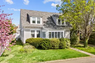 29 Crescent Bluff Ave, Branford, CT 06405 - Photo 37