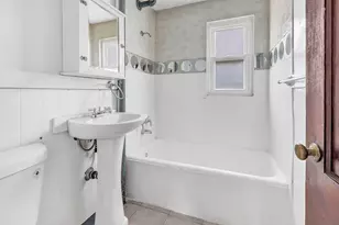 367 D Building 5 Granfield Ave, Bridgeport, CT 06610 - Photo 7