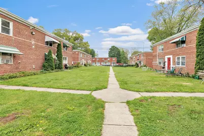 367 D Building 5 Granfield Avenue, Bridgeport, CT 06610 - Photo 9