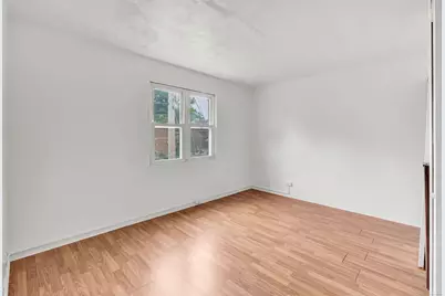 367 D Building 5 Granfield Avenue, Bridgeport, CT 06610 - Photo 11