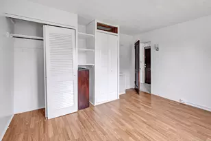 367 D Building 5 Granfield Ave, Bridgeport, CT 06610 - Photo 5