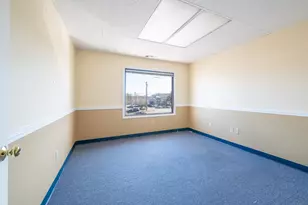 477 Boston Post Rd, Orange, CT 06477 - Photo 9