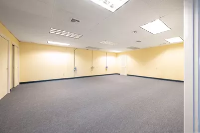 477 Boston Post Road #2C, Orange, CT 06477 - Photo 3