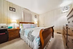 17 Alden St, Stamford, CT 06902 - Photo 11