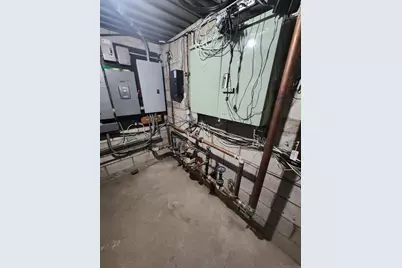 385 Main Street, West Haven, CT 06516 - Photo 23