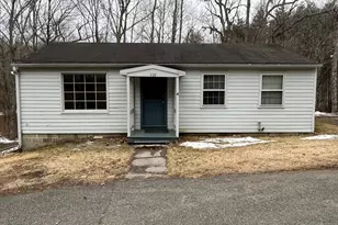 439 Washington Rd, Woodbury, CT 06798 - Photo 1