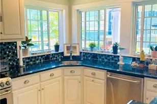 28 Beach Rd W, Old Saybrook, CT 06475 - Photo 21