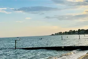 28 Beach Rd W, Old Saybrook, CT 06475 - Photo 7