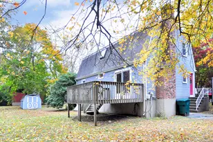 10 Meadow Ln, Old Lyme, CT 06371 - Photo 3